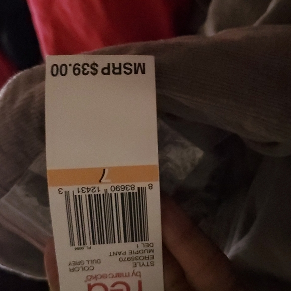 NWT Red by Marc Ecko Mudpie Pants, Corduroy, Dull Gray, Size 7, Capris Length - Picture 5 of 5